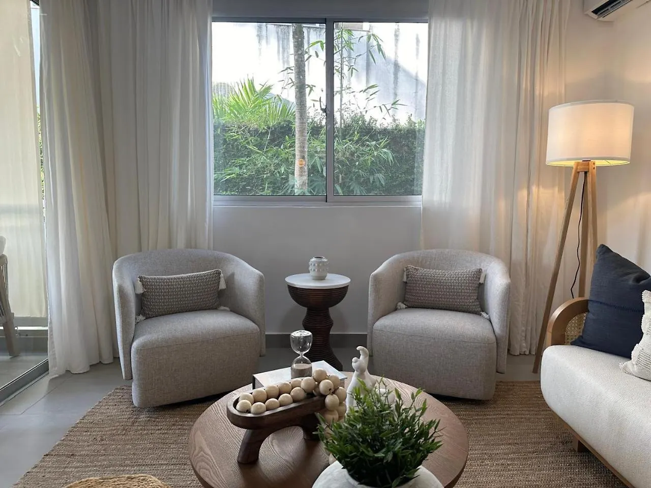 דירה Luxury 2 Bedroom Apartment, 1 Min Walk To Punta Popy Beach, Pool, Ac, Fast Wifi, לאס טרנאס הרפובליקה הדומיניקנית
