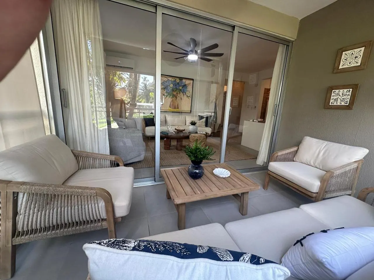 דירה Luxury 2 Bedroom Apartment, 1 Min Walk To Punta Popy Beach, Pool, Ac, Fast Wifi, לאס טרנאס
