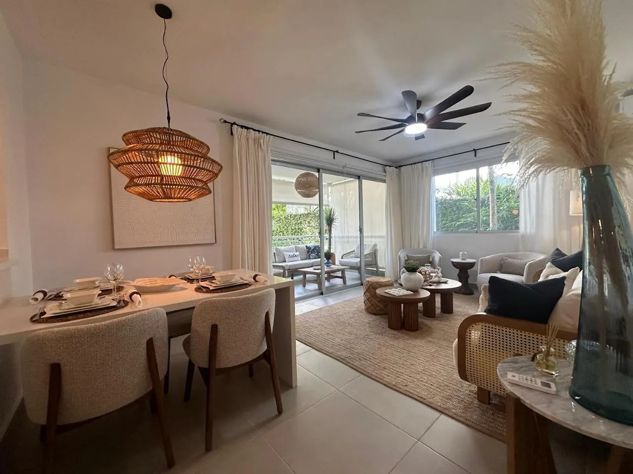 Luxury 2 Bedroom Apartment, 1 Min Walk To Punta Popy Beach, Pool, Ac, Fast Wifi, לאס טרנאס 0*,  הרפובליקה הדומיניקנית