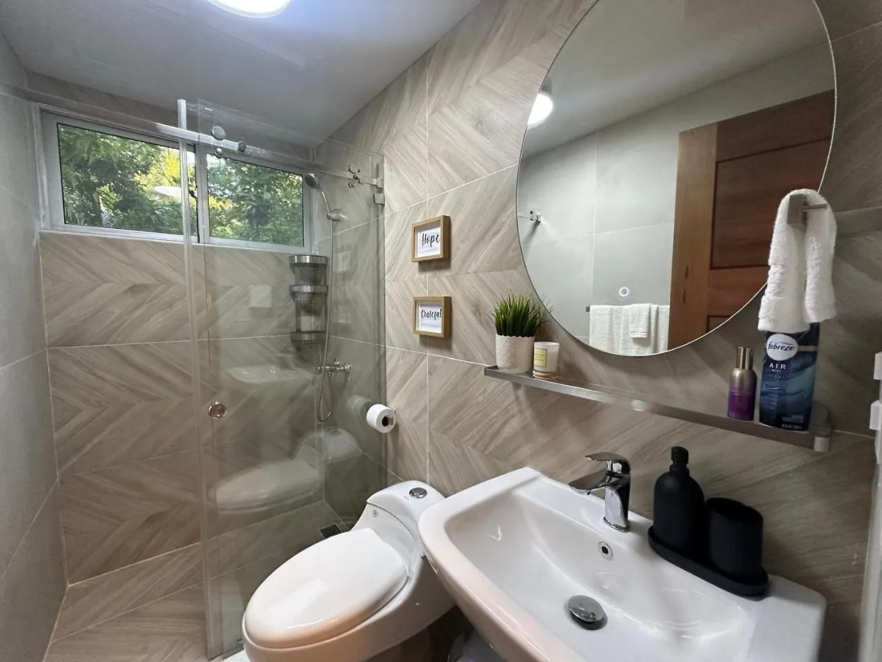 Luxury 2 Bedroom Apartment, 1 Min Walk To Punta Popy Beach, Pool, Ac, Fast Wifi, לאס טרנאס דירה