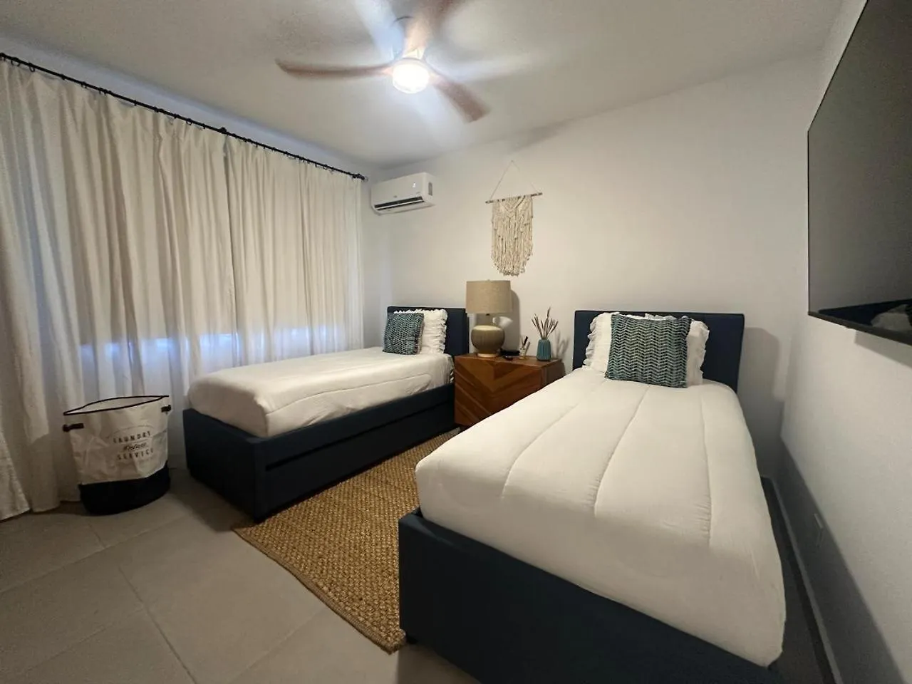 Luxury 2 Bedroom Apartment, 1 Min Walk To Punta Popy Beach, Pool, Ac, Fast Wifi, לאס טרנאס הרפובליקה הדומיניקנית